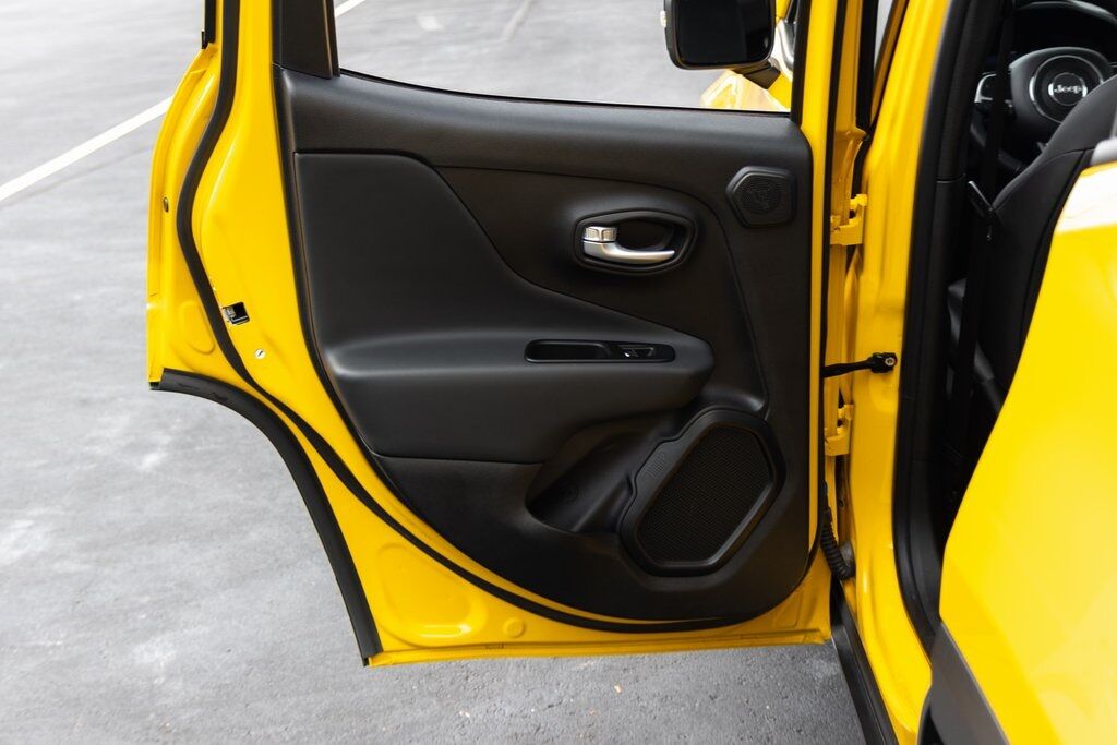 2023 Jeep Renegade Trailhawk Racine WI