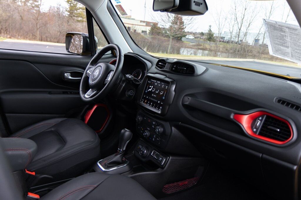 2023 Jeep Renegade Trailhawk Racine WI