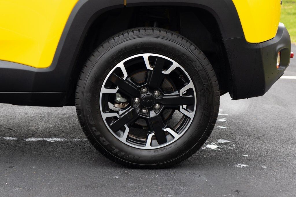 2023 Jeep Renegade Trailhawk Racine WI