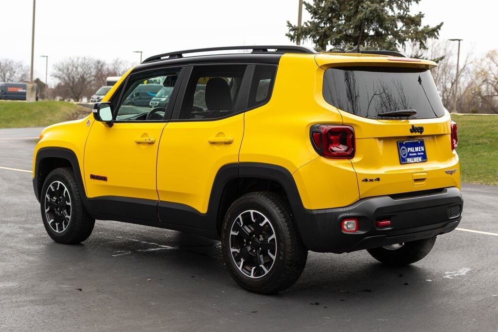 2023 Jeep Renegade Trailhawk Racine WI