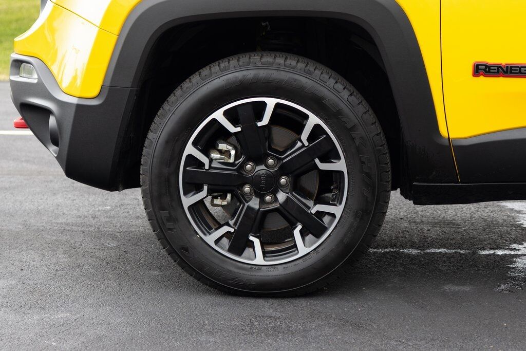 2023 Jeep Renegade Trailhawk Racine WI
