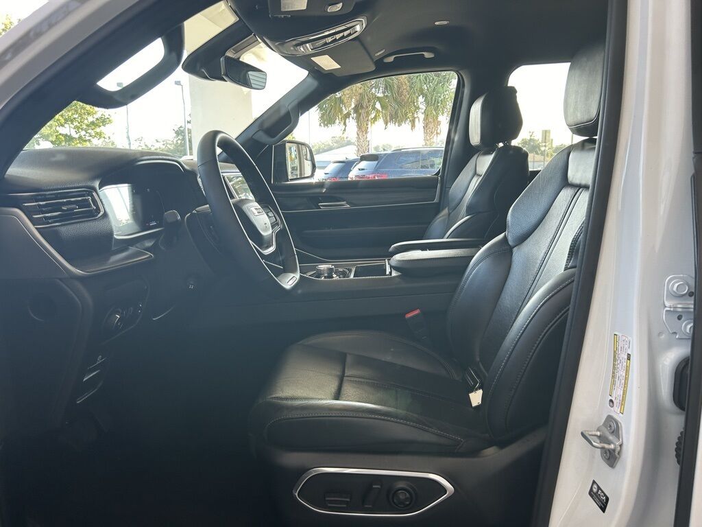 2023 Jeep Wagoneer L Series III Quincy MA