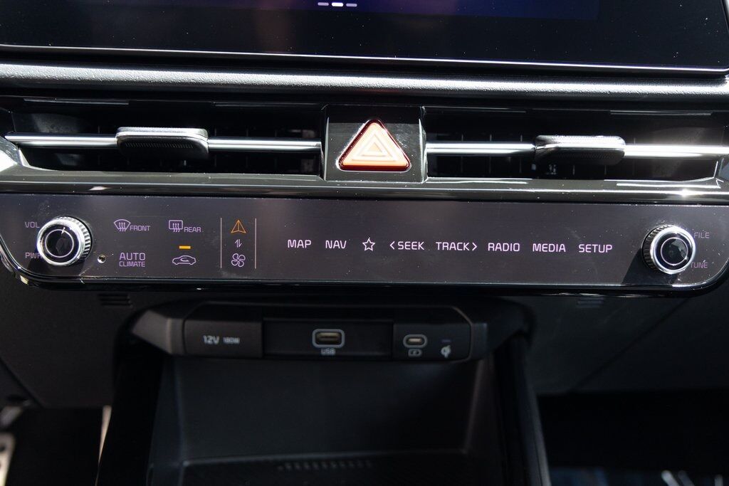 2023 Kia Niro EX Touring Kenosha WI
