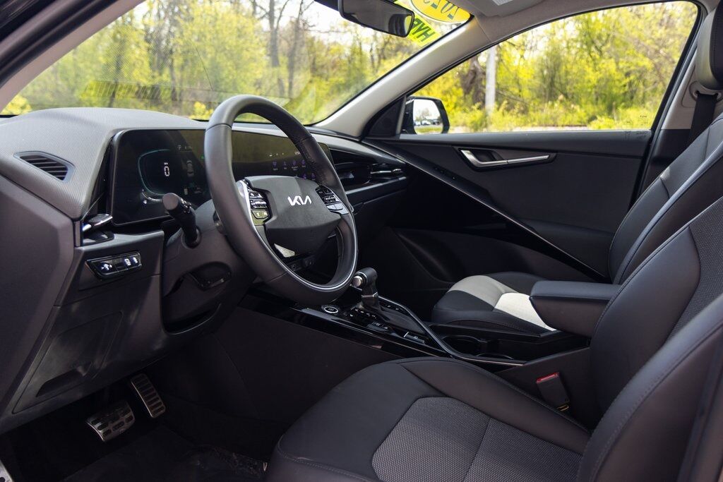 2023 Kia Niro EX Touring Kenosha WI