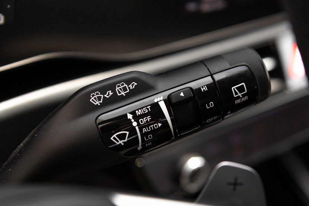 2023 Kia Niro EX Touring Kenosha WI
