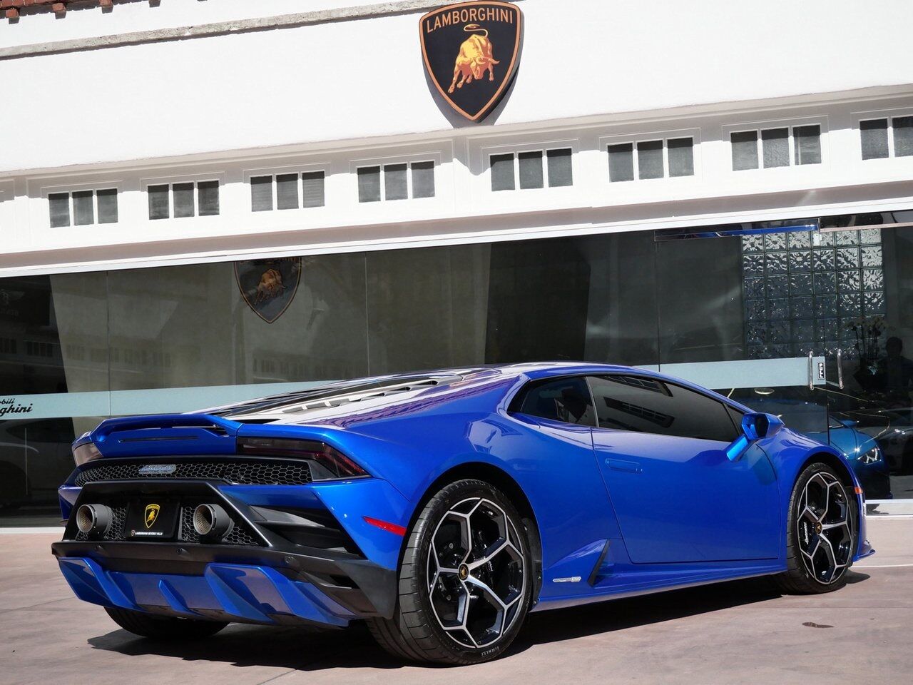 2023 Lamborghini Huracan EVO Base Base