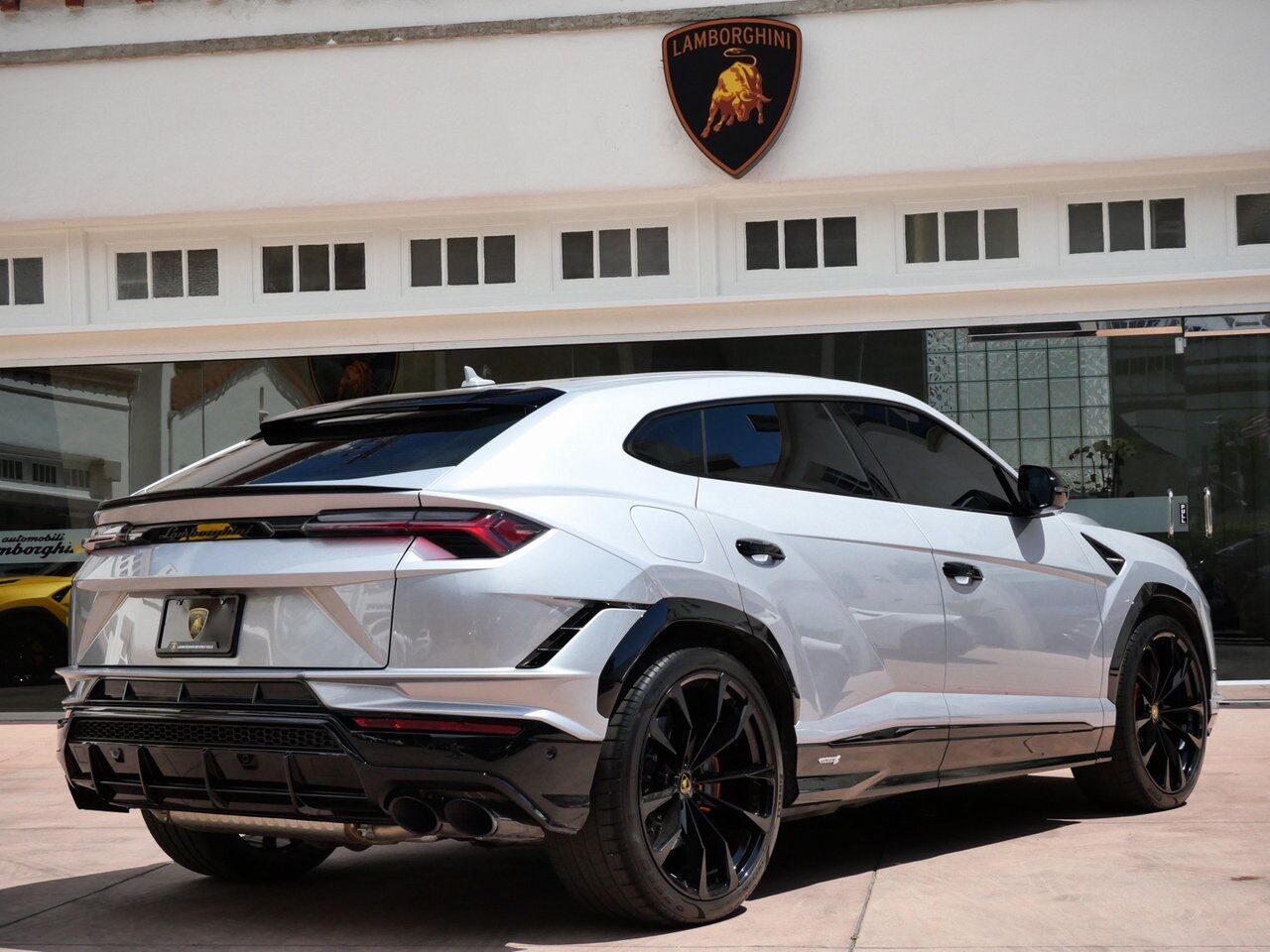 2023 Lamborghini Urus S S