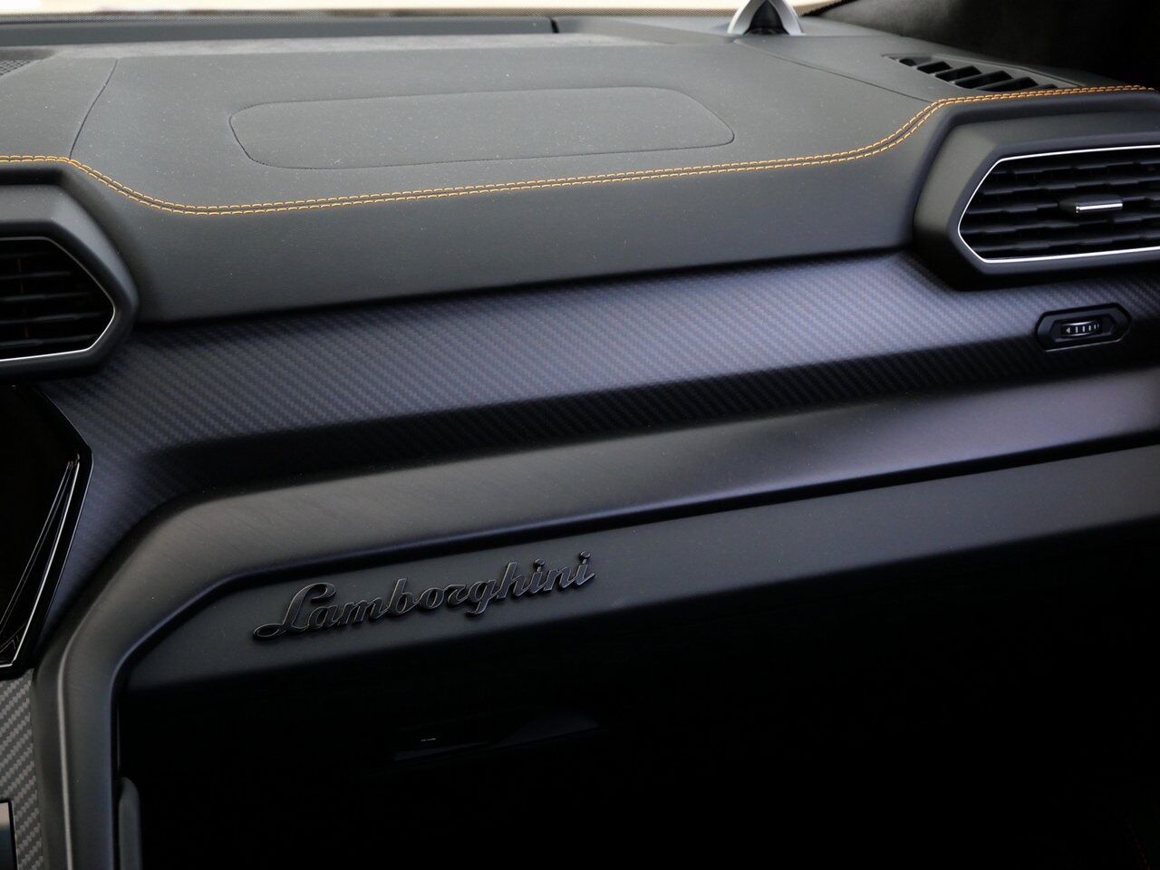 2023 Lamborghini Urus S S Lawrence KS