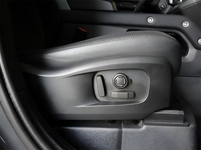 2023 Land Rover Defender 110 V8 Merriam KS