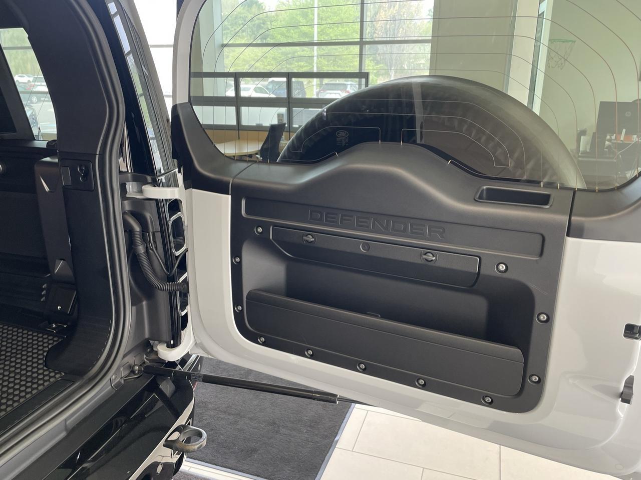 2023 Land Rover Defender 110 V8 Annapolis MD