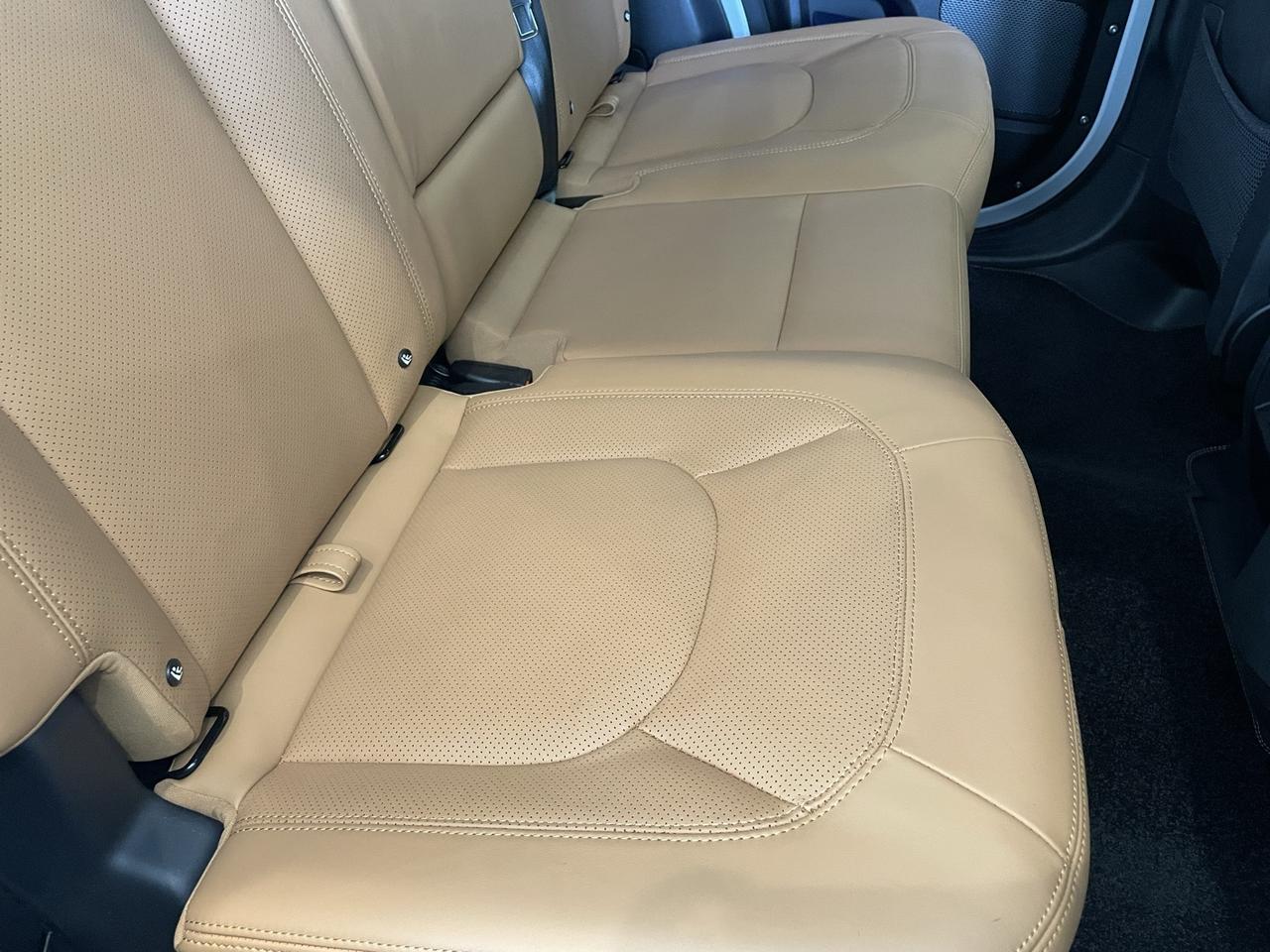 2023 Land Rover Defender 110 V8 Annapolis MD