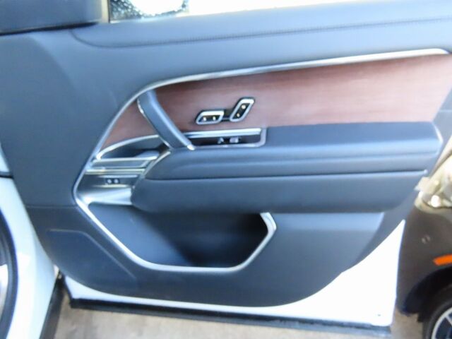 2023 Land Rover Range Rover SE LWB Merriam KS