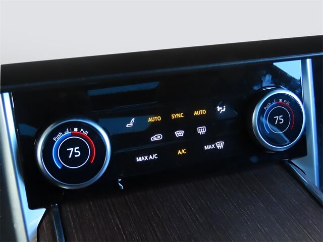 2023 Land Rover Range Rover SE LWB Merriam KS