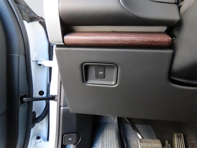 2023 Land Rover Range Rover SE LWB Merriam KS