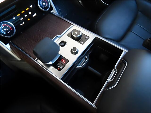 2023 Land Rover Range Rover SE LWB Merriam KS