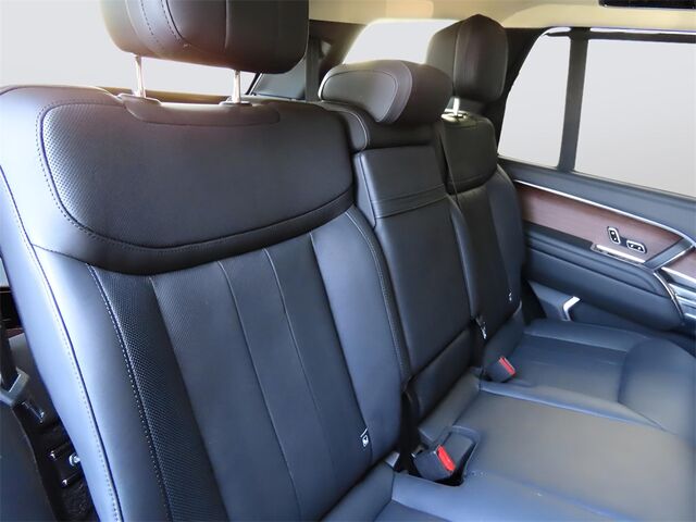 2023 Land Rover Range Rover SE LWB Merriam KS