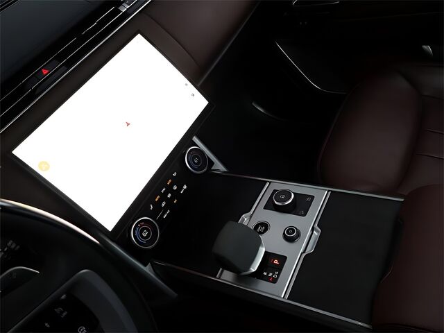 2023 Land Rover Range Rover SE Merriam KS