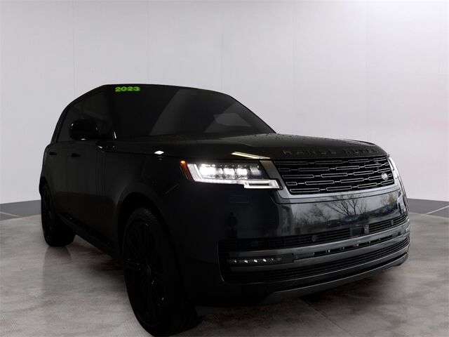2023 Land Rover Range Rover SE Merriam KS
