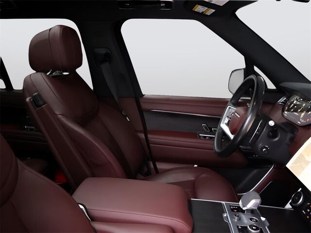 2023 Land Rover Range Rover SE Merriam KS