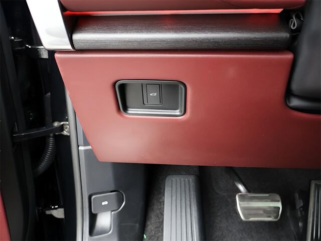 2023 Land Rover Range Rover SE Merriam KS