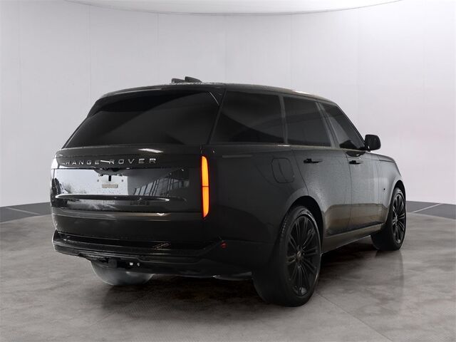 2023 Land Rover Range Rover SE Merriam KS