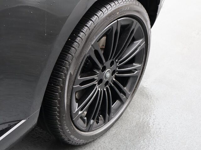 2023 Land Rover Range Rover SE Merriam KS