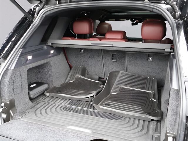 2023 Land Rover Range Rover SE Merriam KS
