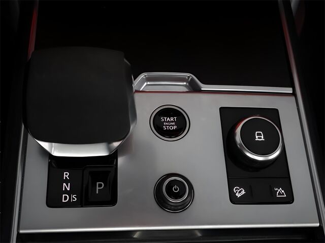 2023 Land Rover Range Rover SE Merriam KS