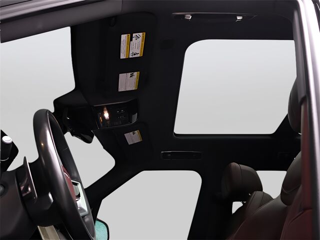2023 Land Rover Range Rover SE Merriam KS