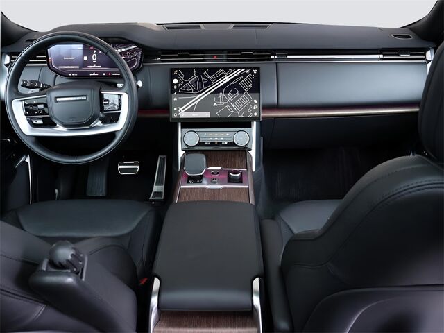 2023 Land Rover Range Rover SE Merriam KS