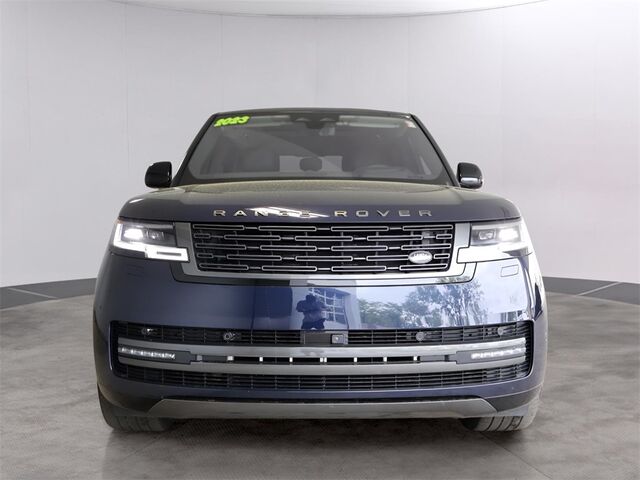 2023 Land Rover Range Rover SE Merriam KS