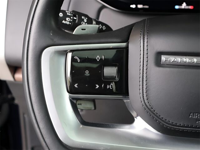 2023 Land Rover Range Rover SE Merriam KS