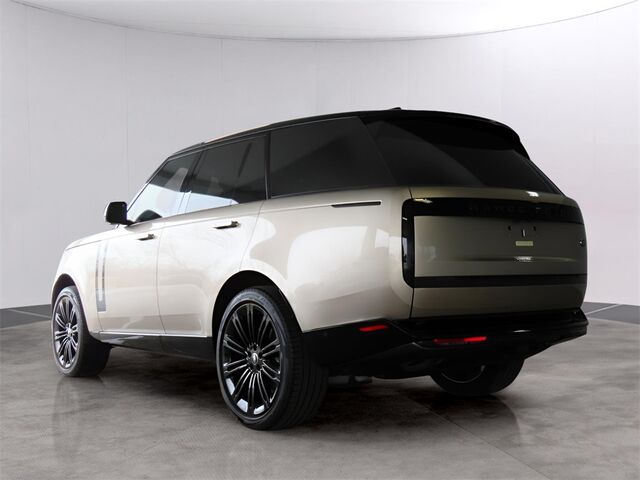 2023 Land Rover Range Rover SE Merriam KS