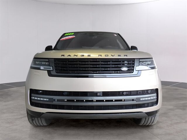 2023 Land Rover Range Rover SE Merriam KS
