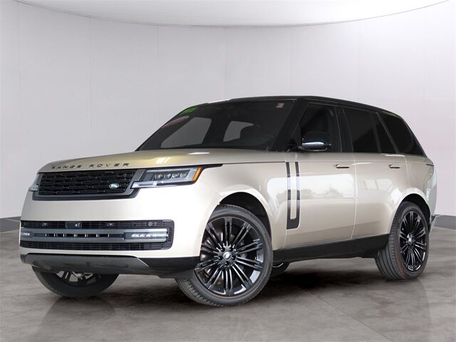 2023 Land Rover Range Rover SE Merriam KS