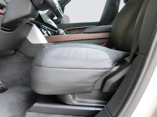 2023 Land Rover Range Rover SE Merriam KS