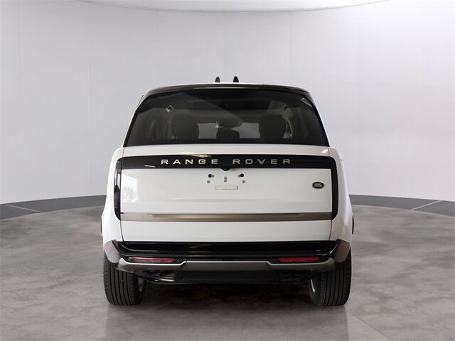 2023 Land Rover Range Rover SE Merriam KS
