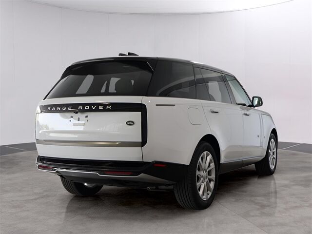 2023 Land Rover Range Rover SE Merriam KS