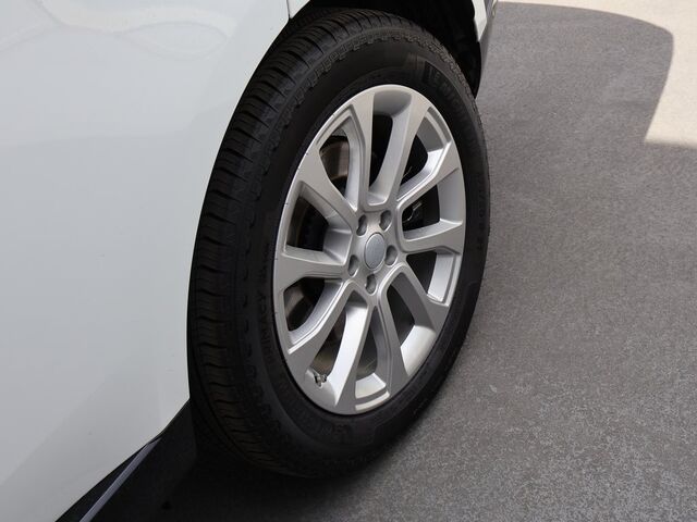 2023 Land Rover Range Rover SE Merriam KS