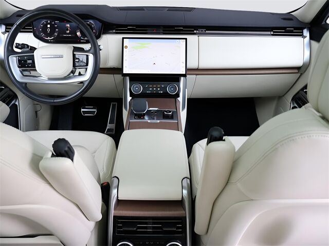 2023 Land Rover Range Rover SE Merriam KS