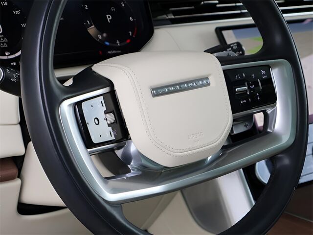 2023 Land Rover Range Rover SE Merriam KS