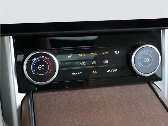 2023 Land Rover Range Rover SE Merriam KS