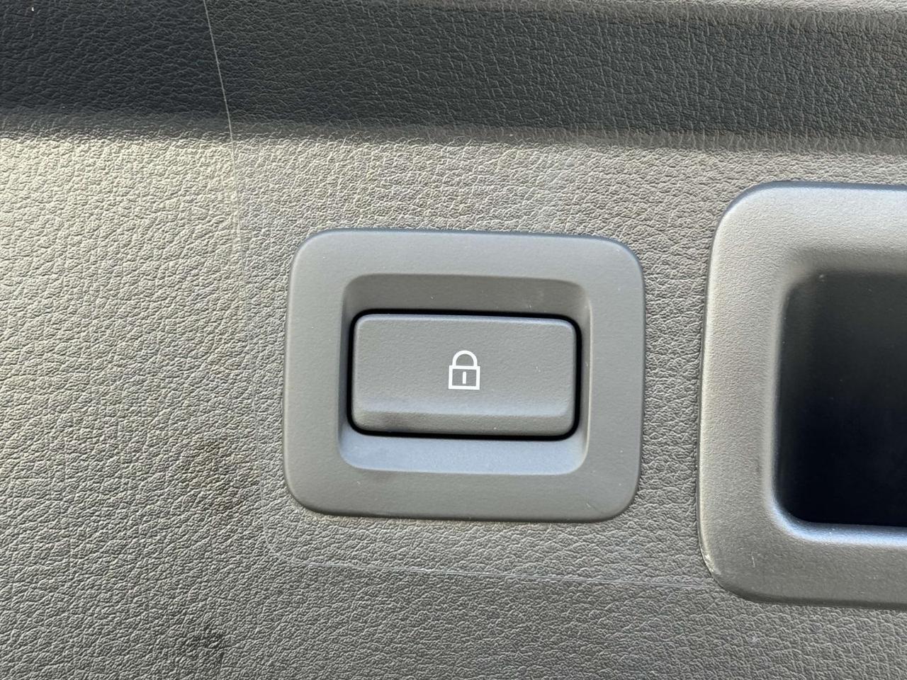 2023 MAZDA CX-50 2.5 S Select Package Fredericksburg VA