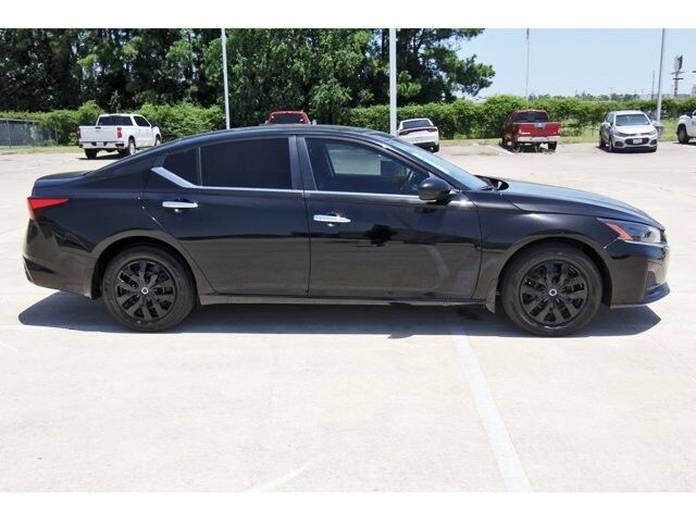 2023 Nissan Altima 2.5 S
