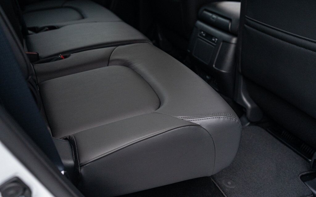 2023 Nissan Armada SV White Marsh MD