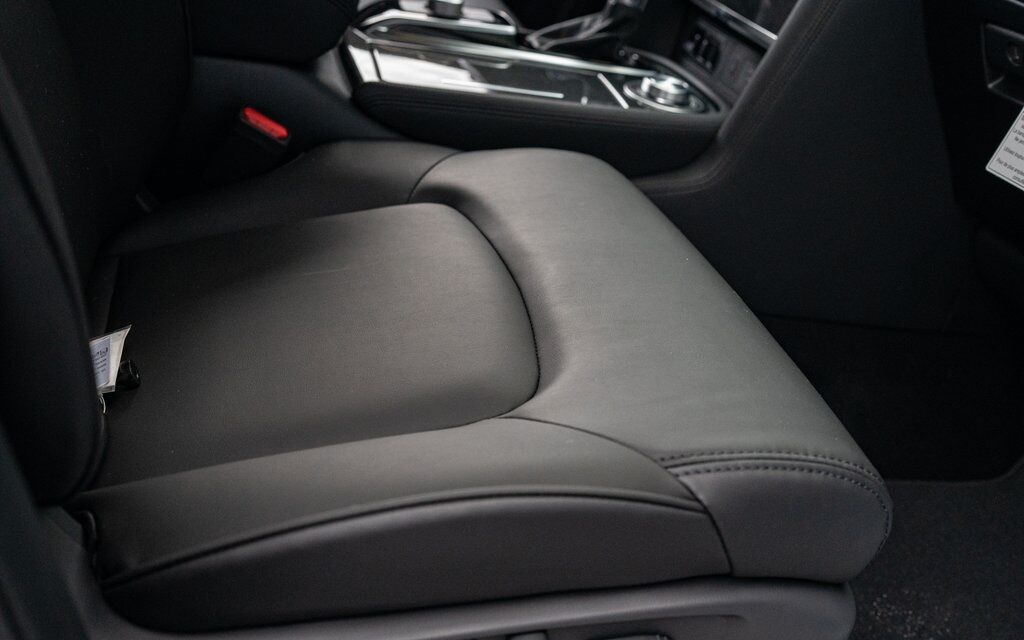 2023 Nissan Armada SV White Marsh MD