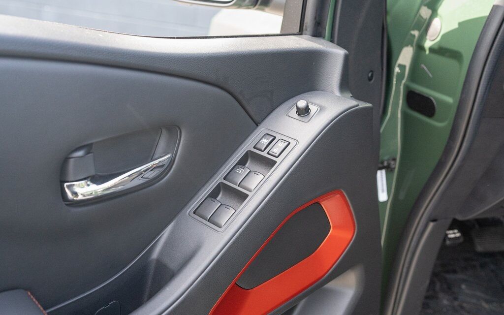 2023 Nissan Frontier PRO-4X White Marsh MD