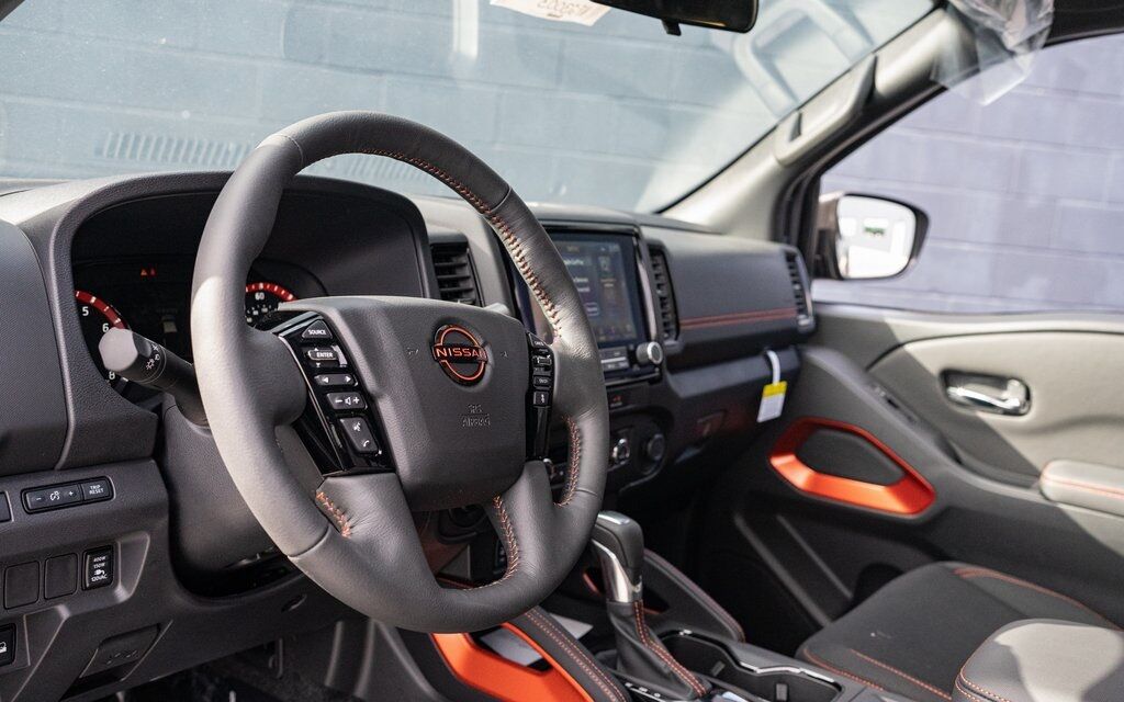 2023 Nissan Frontier PRO-4X White Marsh MD