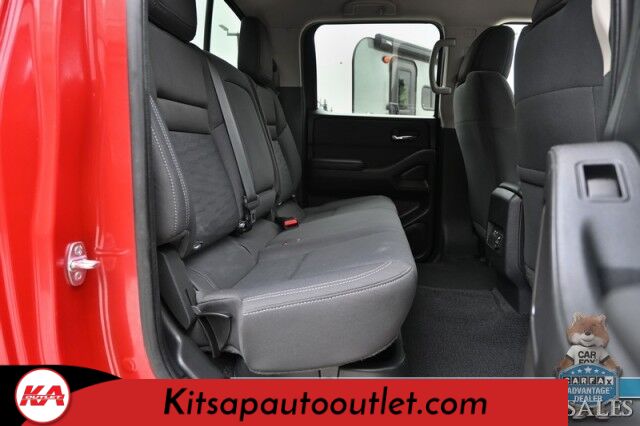 2023 Nissan Frontier SV / 4X4 / Convenience & Tech Pkg / Crew Cab / Auto Start / Heated Cloth Seats & Steering Wheel / Adaptive Cruise / Lane Depart & Blind Spot / Apple CarPlay & Android Auto / Back Up Cam / Bed Liner / Tow Pkg Banglore