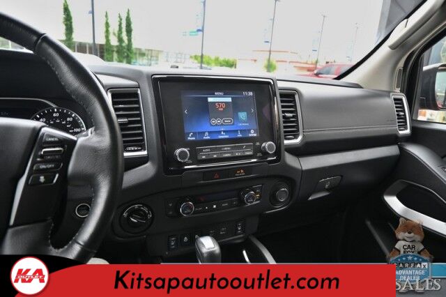 2023 Nissan Frontier SV / 4X4 / Convenience & Tech Pkg / Crew Cab / Auto Start / Heated Cloth Seats & Steering Wheel / Adaptive Cruise / Lane Depart & Blind Spot / Apple CarPlay & Android Auto / Back Up Cam / Bed Liner / Tow Pkg Banglore